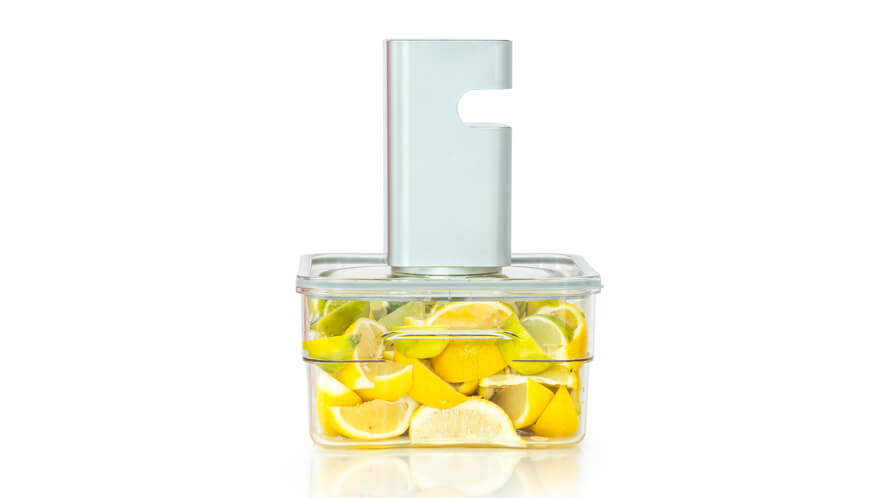 4l gastro posoda_limone s črpalko Gastro črpalka na 4-litrski vakuumski posodi z limonami.