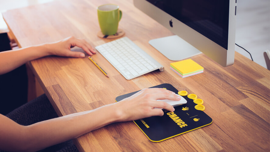 Podloga za miško_imidž Primer uporabe podloge za miško.